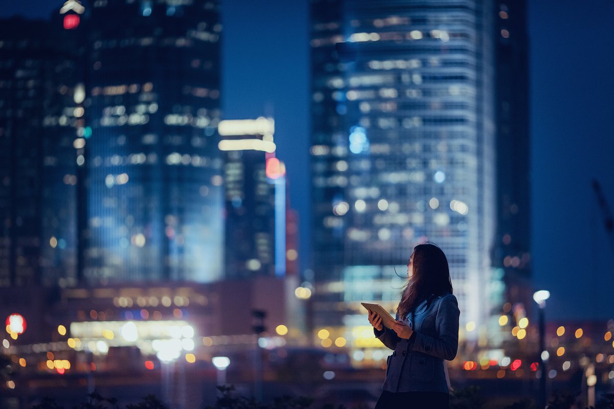 Buildings are responsible for 36% of greenhouse gas emissions in the EU. Join our webinar and learn how sustainable architecture can improve energy security and citizens’ well-being. signify.co/3Tg0J1n  #Sustainability #RenovationRevolution #Signify   #greenswitch