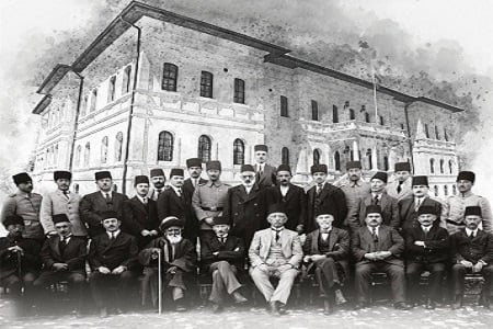 “Milli sınırlar içinde vatan,
bölünmez bir bütündür.
Parçalanamaz."  

Cumhuriyetimizin temellerinin atıldığı  #SivasKongresi’nin 105. yıl dönümü
Kutlu Olsun. 

Başta,  
Gazi Mustafa Kemal Atatürk olmak üzere,  tüm Milli Mücadele Kahramanlarımızı  
Saygı ve Minnetle anıyoruz..!