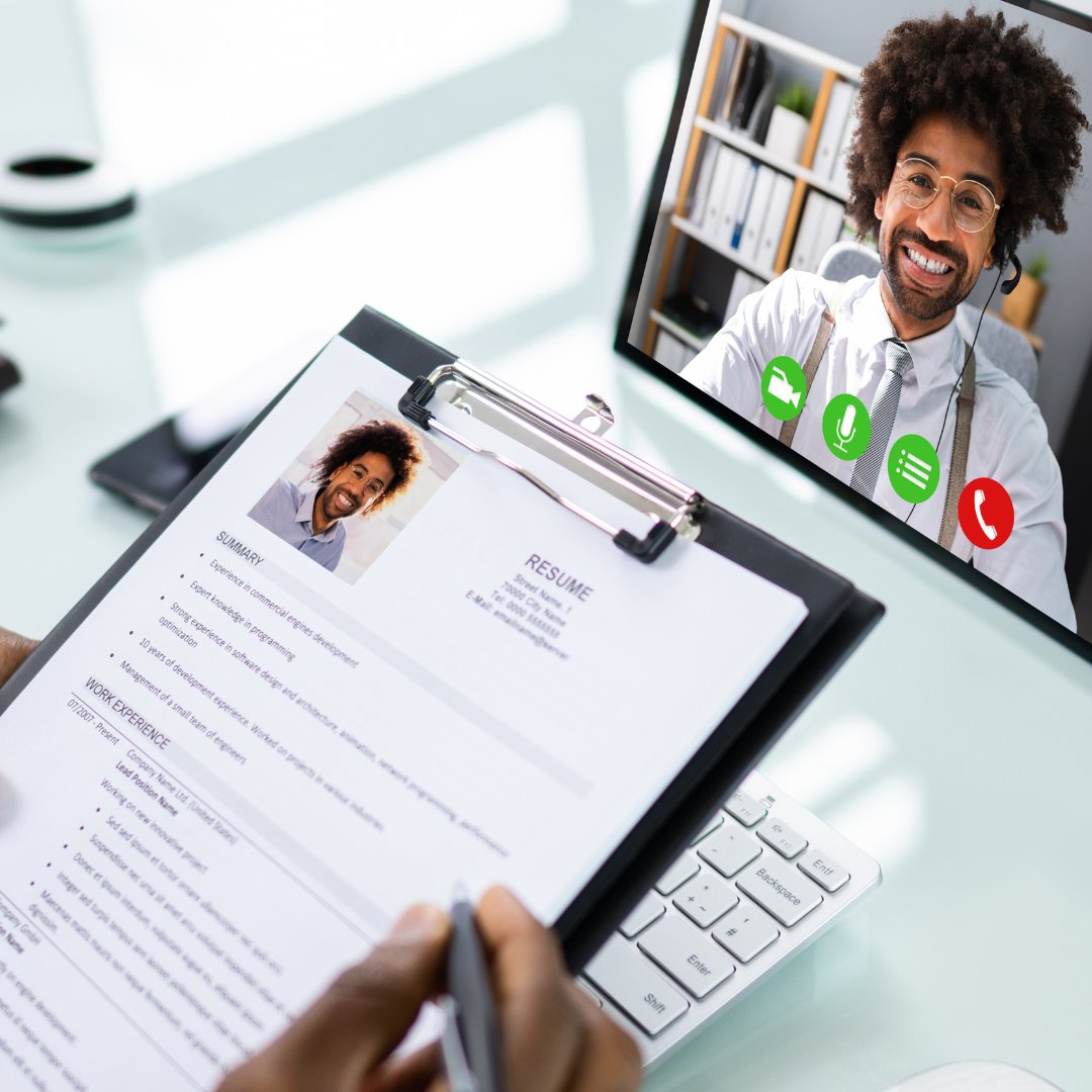 TheresaDurrant's tweet image. 6/10 - Scenario-based questions are common:
"How would you customise a Salesforce dashboard for a sales team?"
Think about user needs, customisation options and how best to present data.
#SalesforceTips #InterviewPrep #SalesforceInterview #TechSkills #SalesforceDashboards