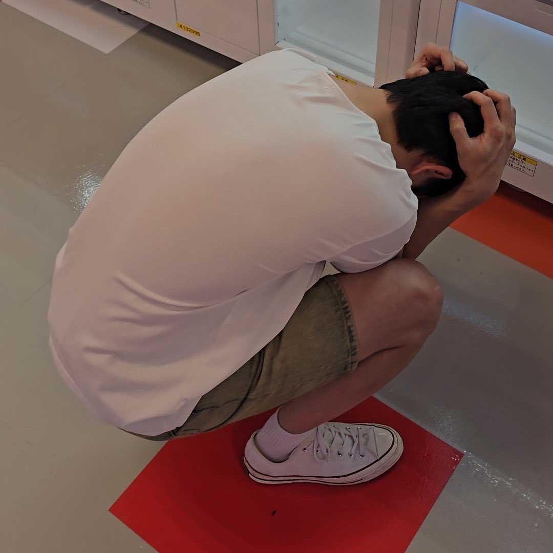 “ZZAR &amp; TOBEN LOVES CHANYEOL. CHANYEOL LOVES HIS FLUFFY FRIENDS.” 😭😭😭😭😭😭😭😭😭😭😭