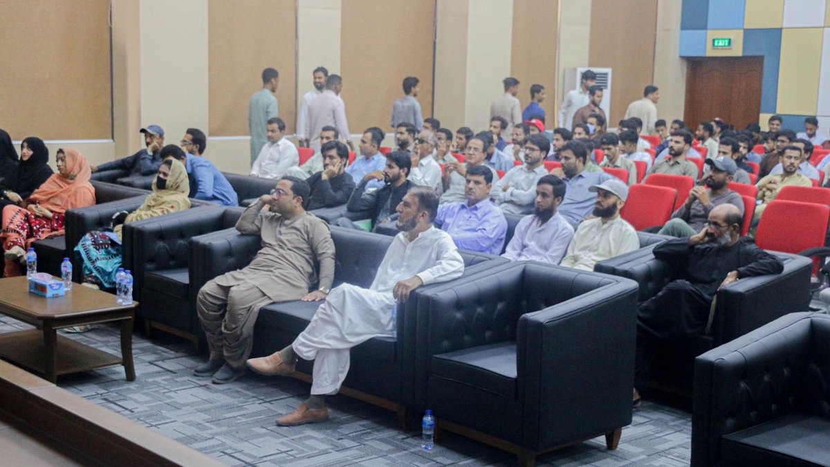 University of Gwadar Job Fair attended by COPHC was a huge success! About 100 graduates took part in the meeting, and over 60 pieces of CVs from them were received by COPHC. Besides, Gwadar Port Authority, Agven and Hangeng Company were also warmly welcomed in the Job Fair!