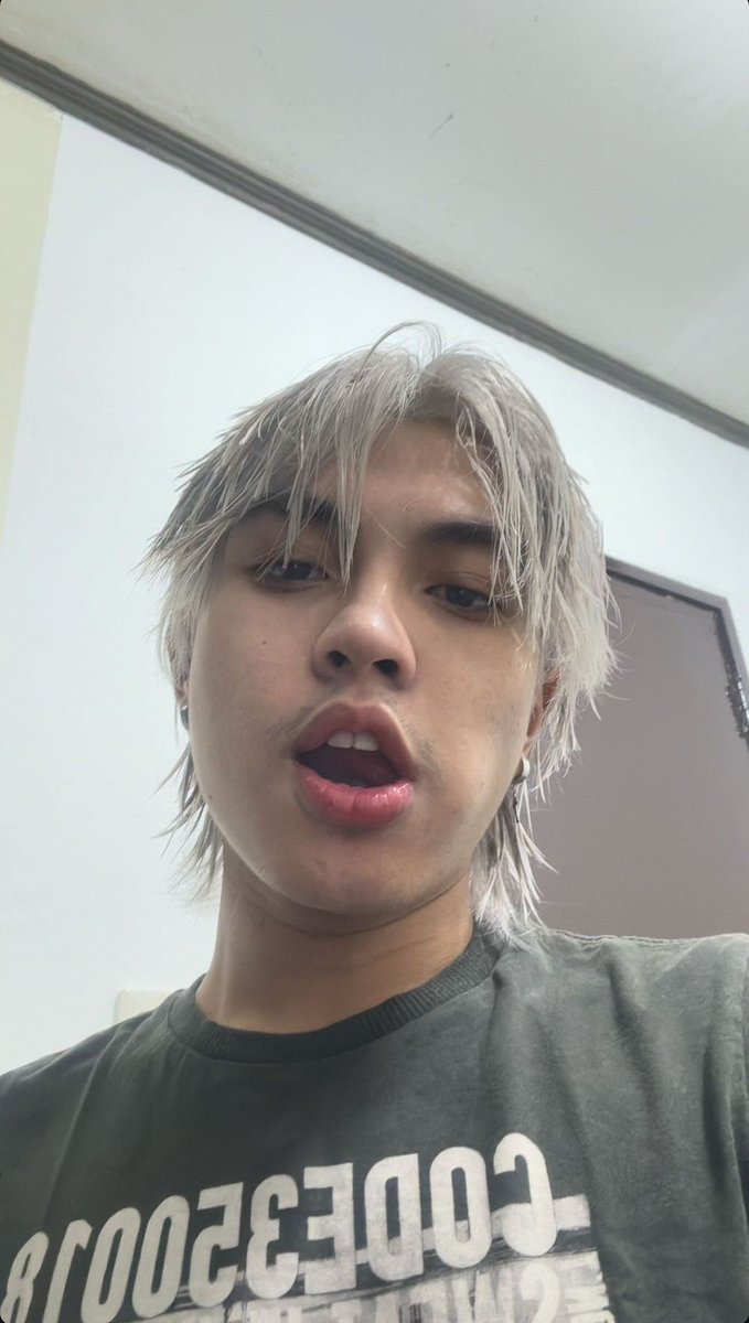 ً (@allforgian) on Twitter photo 