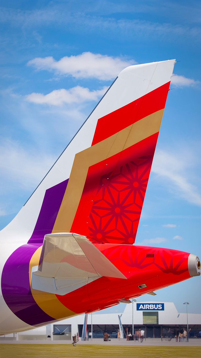 airindia's tweet image. A sight to love for every aviation &amp;amp; non-aviation enthusiast. ✈️

Save this #WallpaperWednesday and give your screen display a refresh.

#FlyAI #AirIndia #A320neo