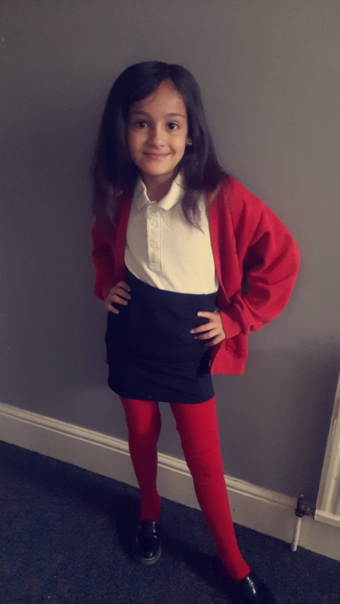 Ana85704896's tweet photo. She ready for year6 mummy not have amazing time on you last year of primary school @MrPossibleY6  @BoothferryPS https://t.co/g8MlGgiHCe