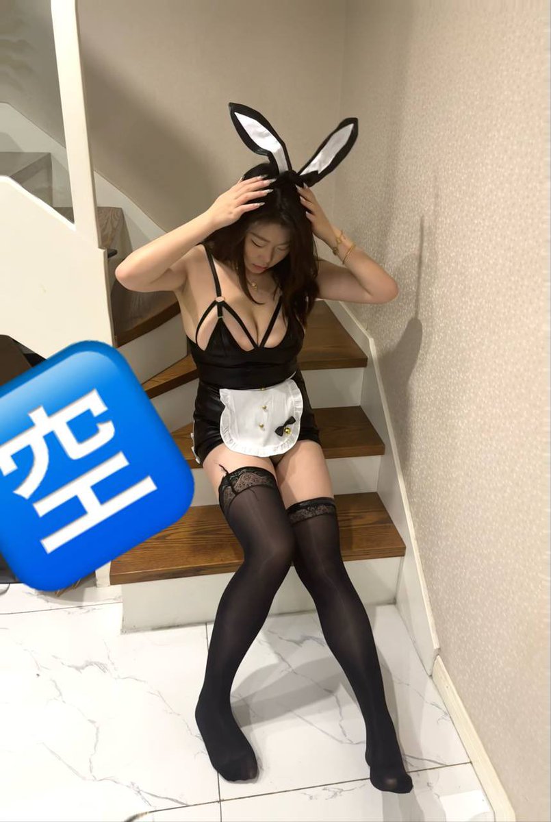 CharlieAng51143's tweet photo. 兔兔女郎 #女s https://t.co/lrkHxPBzeS