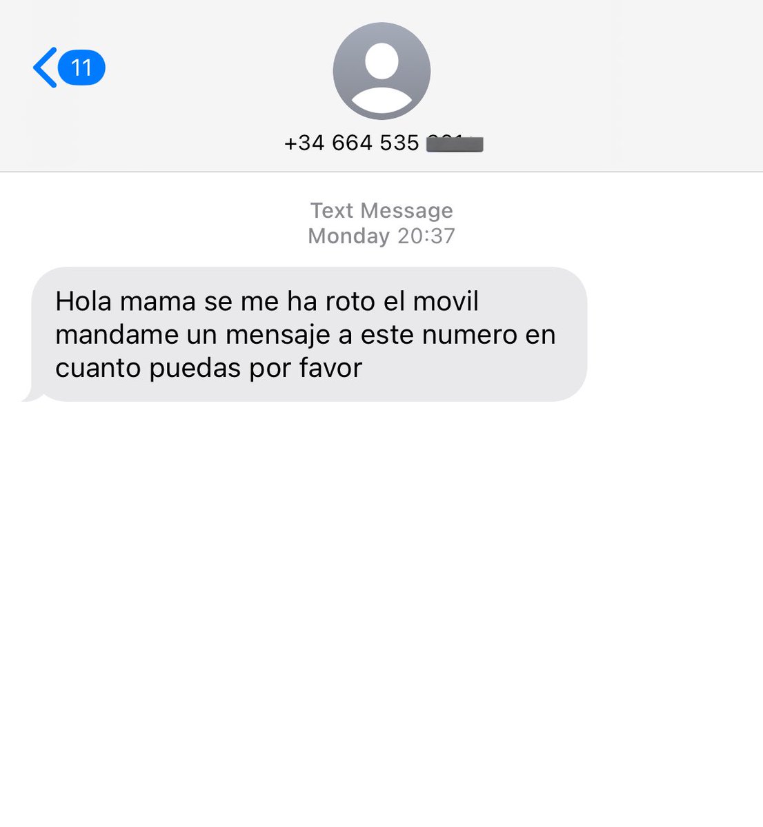 laraveidt's tweet photo. Que fuerte, una de mis perras no solo tenía un móvil a escondidas sino que se le ha roto https://t.co/uitHogbz2p