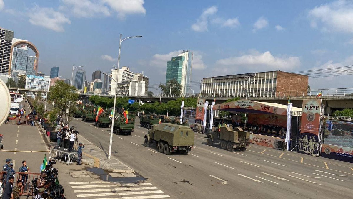 🔴 #إثيوبيا : جاهزون دوماً وبكامل ترسانتنا العسكرية الاثيوبية وأسلحتها الأكثر تطورا للدفاع عن بلادنا وامننا القومي من اي عدوان خارجي خلافنا هو اختياركم للصومال ارضاً للمعركه وتدميره وزعزعت استقراره اكثر من ما هو مدمر.

عاشت إثيوبيا حرة أبية. ✊🏾 

#الى_الامام_إثيوبيا 🇪🇹🇪🇹🇪🇹