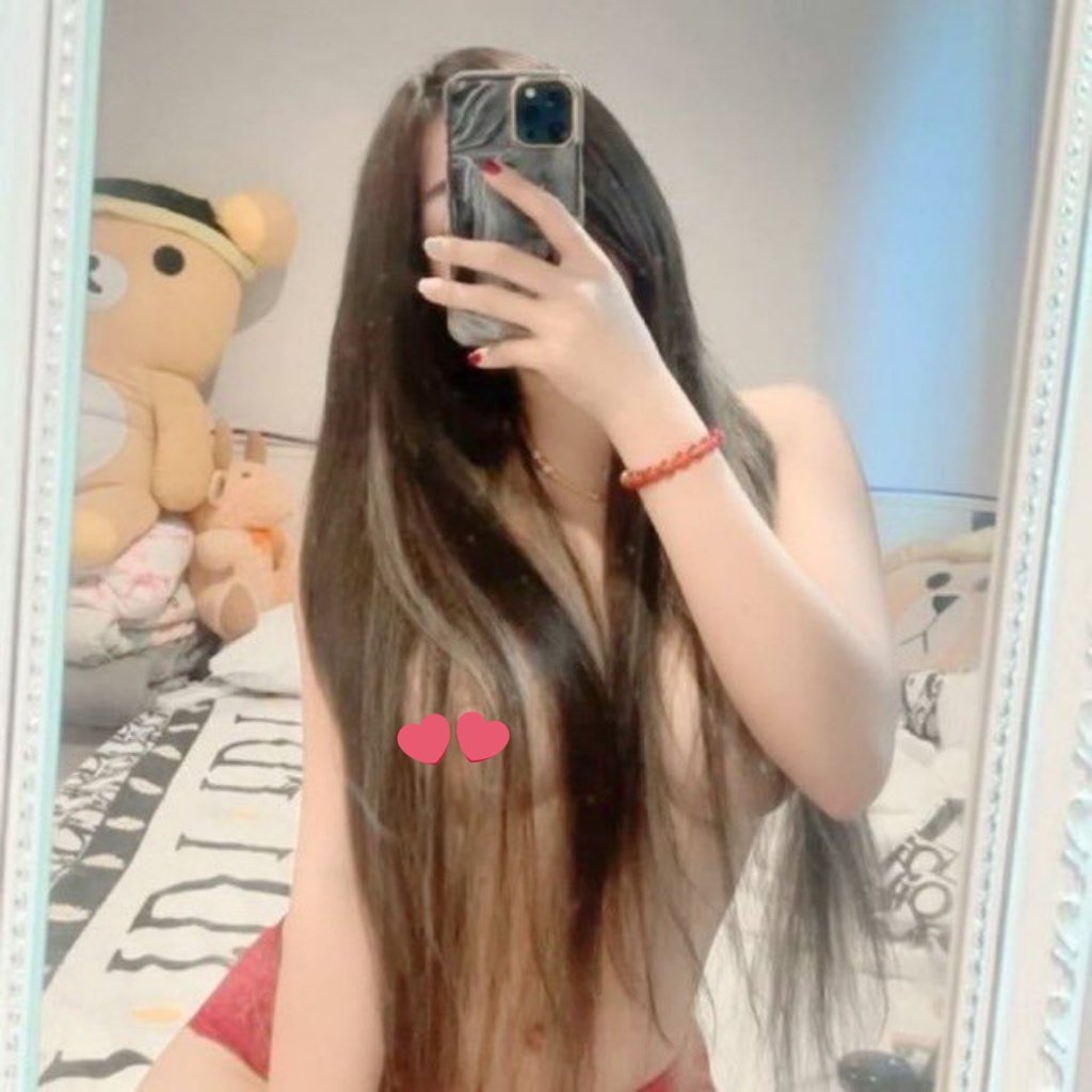 Tuyết Ngân tweet media