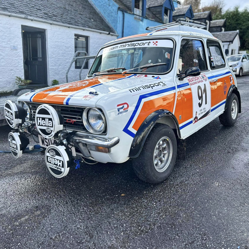 Classic Charm or Custom Modifications? What's Your Pick? 

#minisportltd #classicmini #mk1mini #clubman #modifiedmini

(Clubman Photo Credit: Red Point Rallying)