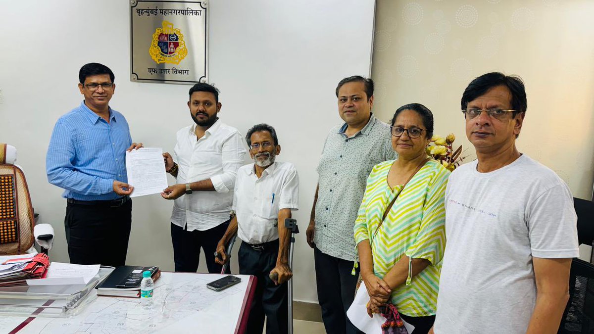 The Wadala West Citizens Forum and Me as a Corporator had a productive meeting with the Assistant Commissioner of BMC F North Mr. Prithviraj Chauhan Ji. We discussed several important local issues affecting our community, including road maintenance, sanitation, and public