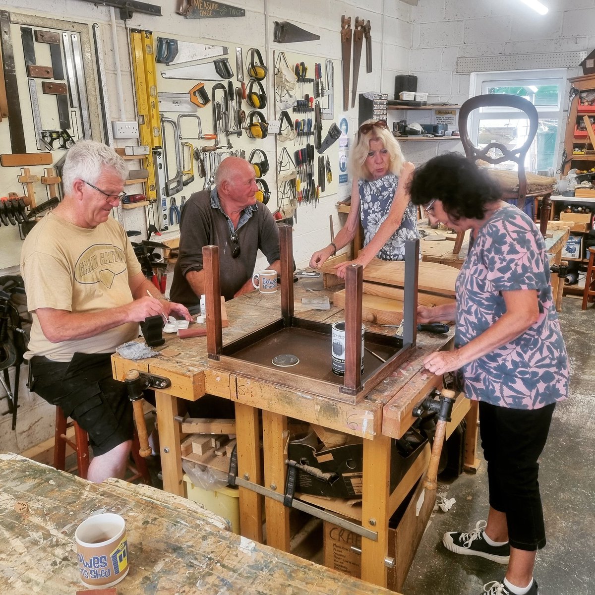 Cowes Men's Shed, open to all aged 18+, five days a week 🙂

#meninsheds #mentalhealth #wellbeing #isleofwight #NationalLottery <a href="/TNLComFund/">The National Lottery Community Fund</a> <a href="/WestonFdn/">Garfield Weston Foundation</a> <a href="/Storeroom2010/">Storeroom2010</a>