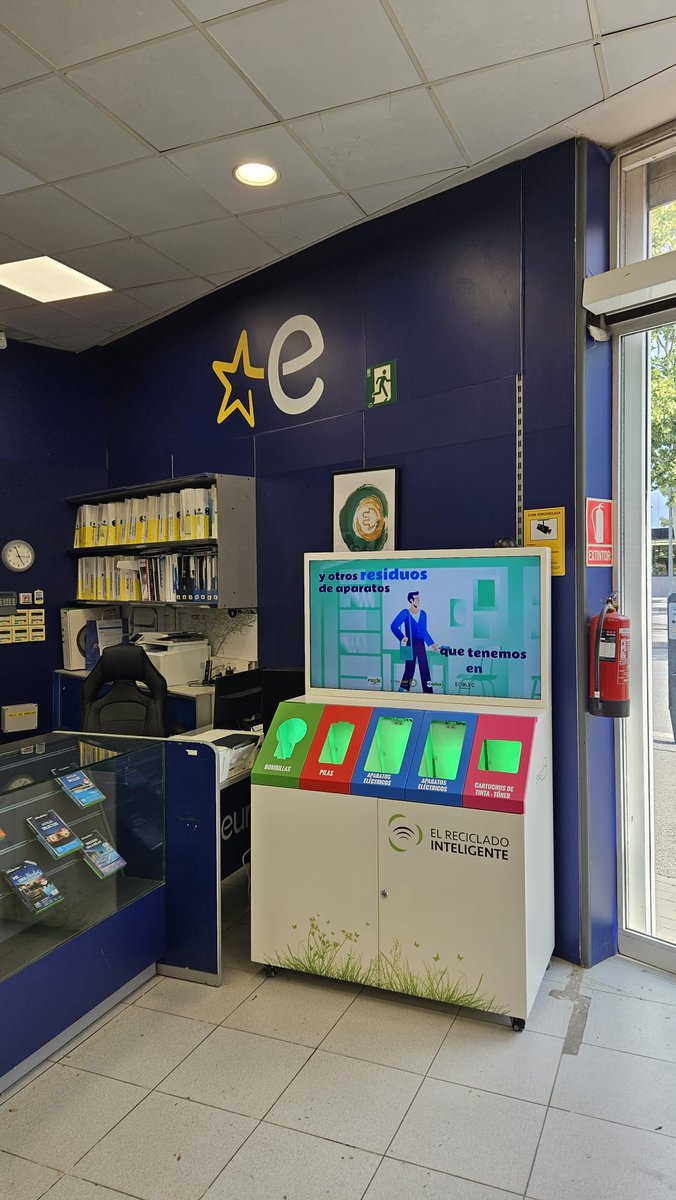 FECE (@fece_electro) on Twitter photo #FECE y el #comerciodeproximidad apuestan por la #sostenibilidad, el cuidado al #medioambiente y la recogida de #residuos. Prueba de ello son estos Contenedores Multiresiduo que ya están instalados en puntos de venta <a href="/Euronics_Spain/">Euronics España</a> , concretamente en 👉 Euronics Tárrega #FECE y el #comerciodeproximidad apuestan por la #sostenibilidad, el cuidado al #medioambiente y la recogida de #residuos. Prueba de ello son estos Contenedores Multiresiduo que ya están instalados en puntos de venta <a href="/Euronics_Spain/">Euronics España</a> , concretamente en 👉 Euronics Tárrega