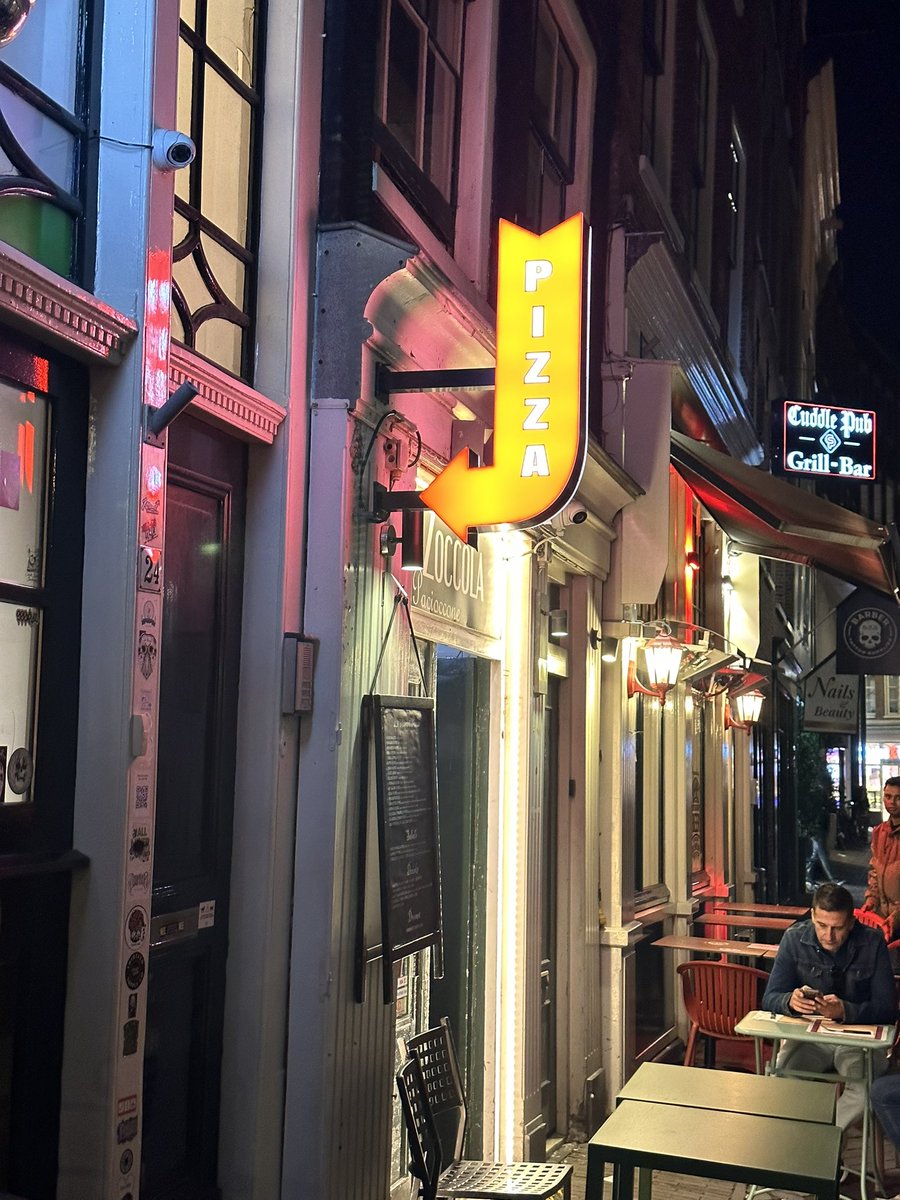 Chey Cab tweet media