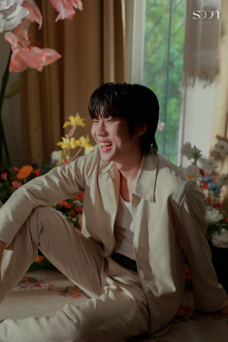 Dusk till Dawn - Boun Prem
BEHIND THE SCENES PHOTO🎬

OFFICIAL MV OUT NOW!
On YouTube : SOON Eclipse
🔗: youtu.be/STpB0jMkNko

#sooneclipse #bounpremxsooneclipse #bounprem #bb0un #prem_space