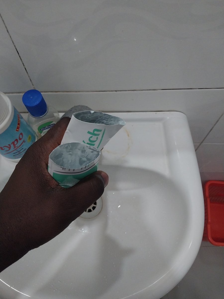 dhaboy01's tweet photo. Cultivate the habit of destroying used containers. It avoids counterfeiting… https://t.co/BQkafjPbd7