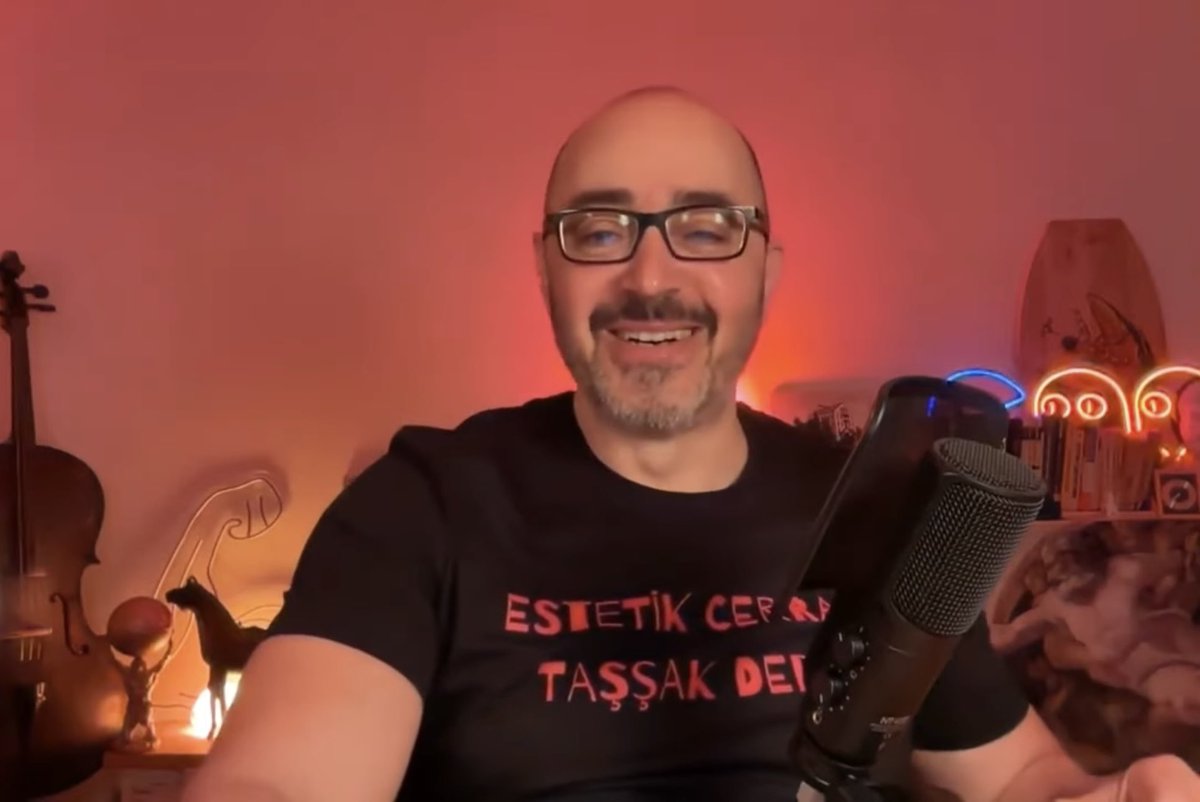 Retroaktif kıskançlık 😎

youtu.be/C7PEOTo0kxY?si…