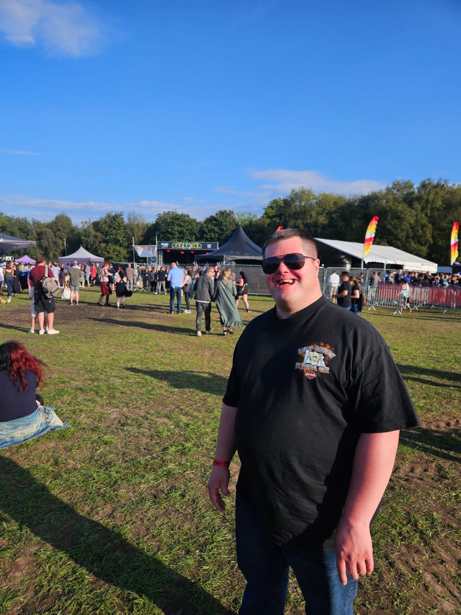 BoltonCares's tweet image. Graham in our Supported Living service rocking out to his favourite songs from bands such as ACDC, Pearl Jam and Metallica at the Festwich rock tribute band festival in Heaton Park. #Makingthingspossible loving life and having the best fun ever ❤️🧡