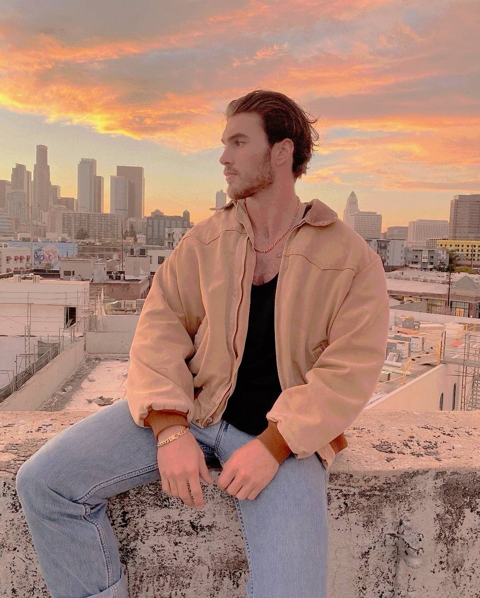 HIMBONFIRE's tweet photo. ᅠ

             ⌕   𝐋𝐎𝐎𝐊𝐈𝐍𝐆 𝐅𝐎𝐑. . .

         ⭑  Nombre italiano + Ricci.
         ⭑  Hijo de @MARRIEDBIMBO. 25 y.o.
         ⭑  Tramas de incesto, amor, sexrol.
         ⭑  Más información al DM.

         ⤿  fc:  Michael Yerger.
ᅠ
ᅠ
⠀⠀ https://t.co/Z88HQMpApw