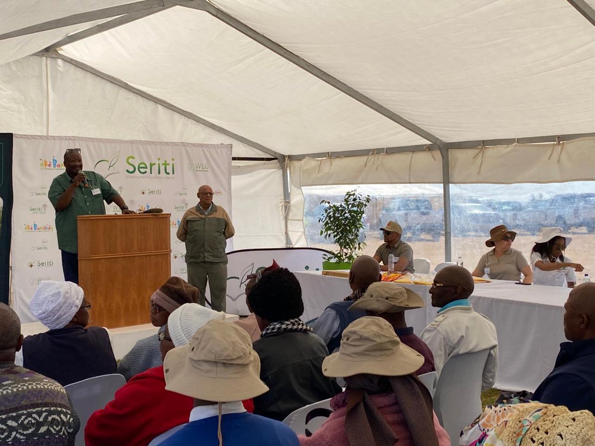 SeritiInstitute's tweet image. Farmers Day has begun! With anticipation, everyone is gathering in Deelpan to explore and highlight the resilience and innovation within our agricultural community.

#WorkLearnGrow #Seriti #2ndAnnualFarmersDay  #Deelpan #Agriculture #environmentalawareness #sustainability