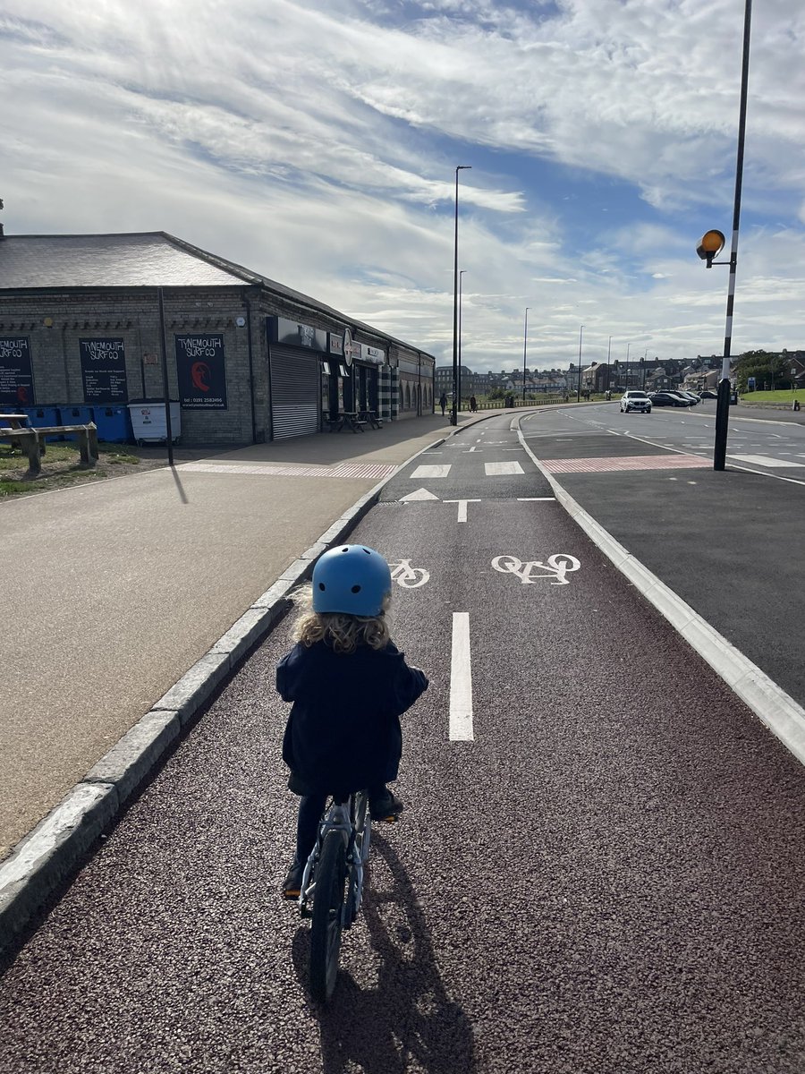 Every 5-year-old needs one of these. Took the long route on the first day back just to enjoy the new local cycleway. <a href="/LouHaigh/">Louise Haigh</a> <a href="/NTCouncilTeam/">North Tyneside Council</a>, let’s make this the norm everywhere for a healthier, safer school run. #ActiveTravel #kidcalmass #StreetsForEveryone #SunriseCycleway