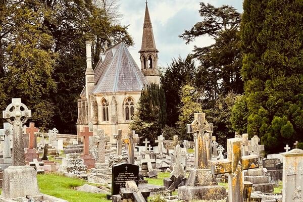 A number of chapels and cemeteries across Widcombe are open during the Heritage Open Days 6-15 September 2024. For full information visit widcombe-association.whitefuse.net/events/copy-of…