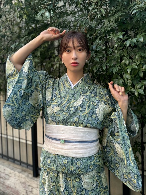 咲ちゃんかすみんまいまいと新中野の『氷舎mamatoko』へ！☺️✨みんなで行くと色んな味をシェアできて楽しいなあ〜。コーンのかき氷が冷製スープっぽくて好みでした！中野ブロードウェイ地下のリサイクル着物屋さん『三喜屋』も行ったのですが、掘り出し物がたくさんでよかったです！和装沼、楽しい〜！<a href="/tag/%E3%81%97%E3%82%8A%E3%82%82%E3%81%A3%E3%81%A1"class="tags"><span>#しりもっち</span></a><a href="/tag/sssrust"class="tags"><span>#sssrust</span></a>