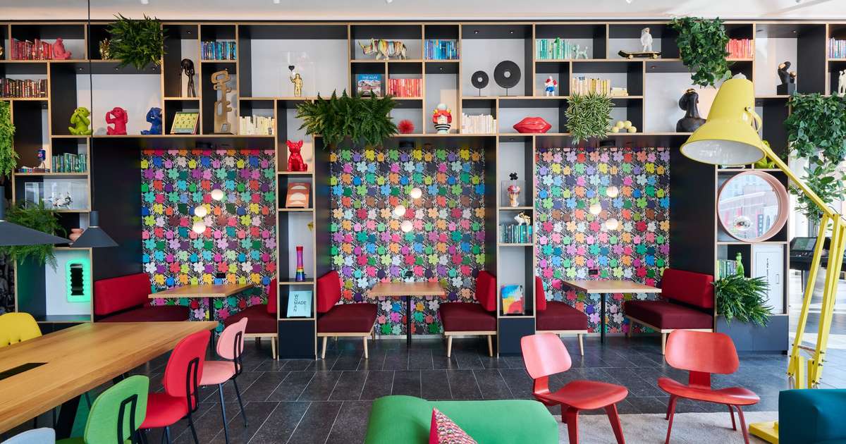 wanderbeesocial's tweet photo. citizenM Brand Opens Largest Property to Date in Historic Back Bay, Boston https://t.co/N1tz7onZkm https://t.co/sb6D6jjGCt
