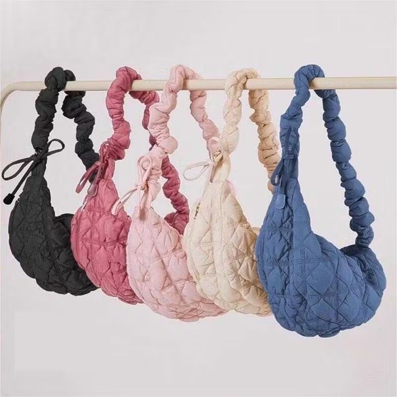 Deere Jack soft bag กระเป๋าฟองเมฆเกาหลีของผู้หญิง 
👇สนใจ คลิกที่ลิ้งค์ได้เลยค่ะ👇 s.shopee.co.th/7AKVahmdX3?sha…