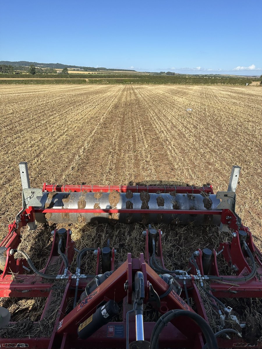 Exactly the opposite to tramline busting. If they ain’t broke, don’t fix