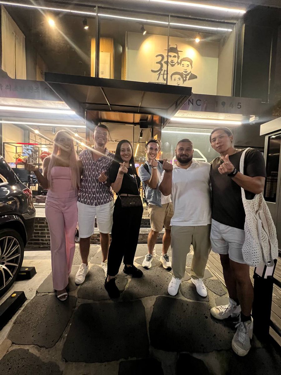 ForcesEight's tweet image. Our Growth Dinner was a success! Huge thanks to everyone who came - the vibes were incredible! 🎉

If you want to join our future events, keep an eye on Twitter because spots are limited🔥