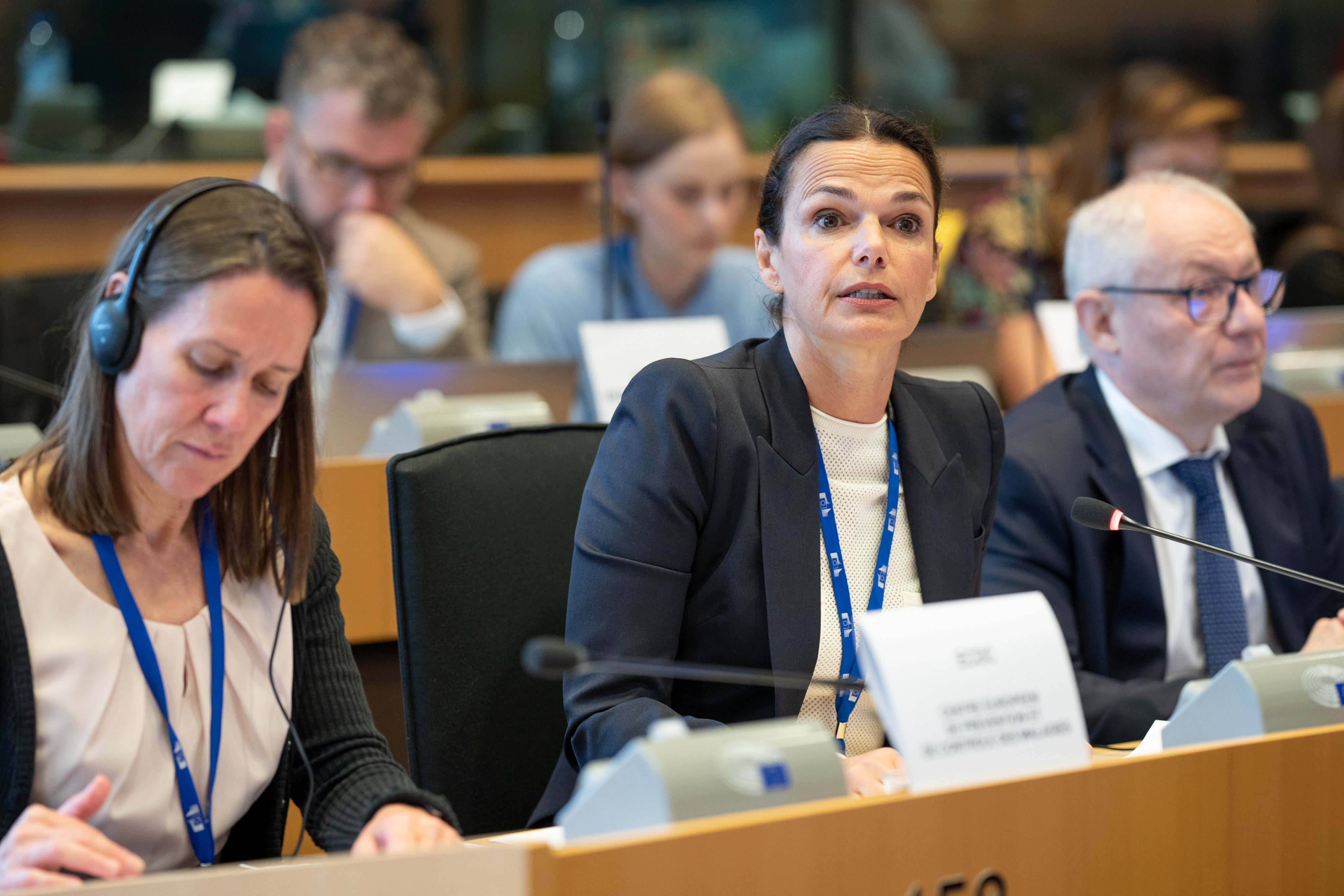 M çiçeği konulu ortak toplantıda konuşan ECDC Direktörü Dr. Pamela Rendi-Wagner. / Fotoğraf: ECDC (X) 