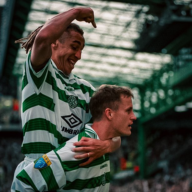 A man that didn't need a global pandemic and empty stadiums to stop a #10IAR.

Harald Brattbakk Appreciation Post!

#OneForTheKids