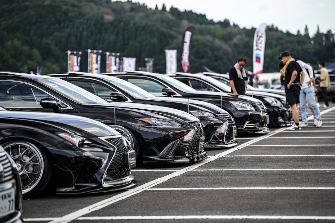 VIPSTYLE_MAG's tweet image. ｜スナップショット！

VIPスタイル最新号、絶賛発売中！
カッコ良きセダンが満載です！
よろしくお願いします！！

#VIPSTYLE
#VIPスタイル
#VIPSTYLEmeeting
#VIPスタイルミーティング