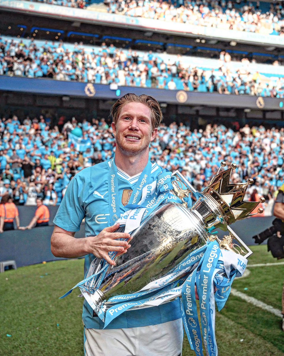 Kevin De Bruyne: “I never expected to be at #ManCity for ten years! I came here and my wife was pregnant; I’ve got three kids now - all born in Manchester. It’s my HOME! We’ve been really happy here, and a lot of great memories; a lot of trophies, big games. I appreciate