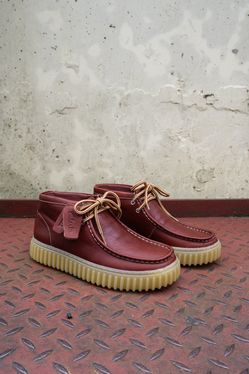 Introducing the Clarks Originals Torhilll Hi in new colourful leathers. 

Explore all colourways at tower-london.com

 #Clarks #TWRLDN