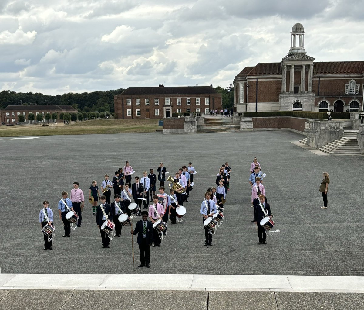 Music at RHS tweet media