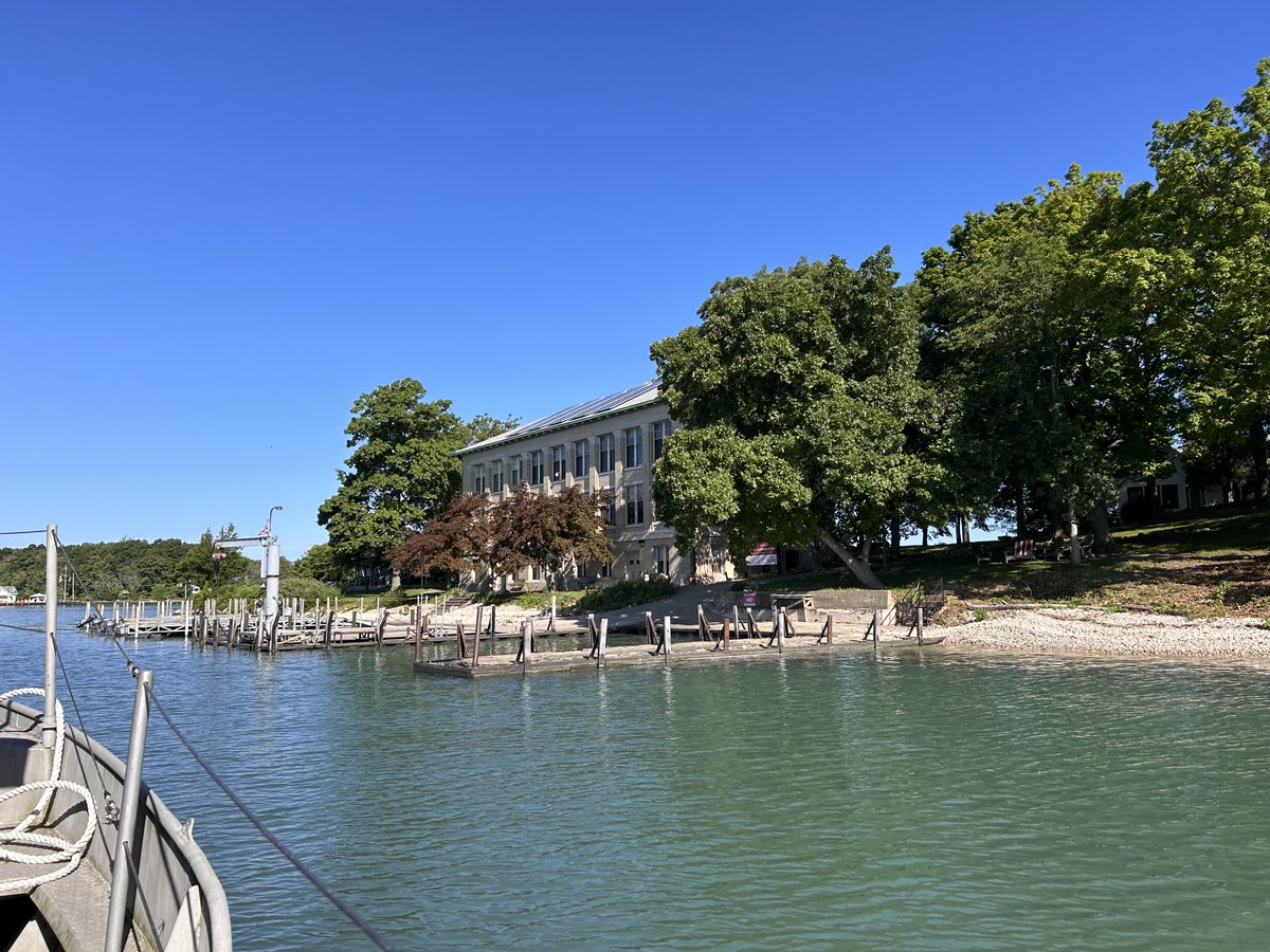 Reminder! This Saturday September 7th is our annual Friends of Stone Lab (F-O-S-L) Open House from 11AM-4PM! The event is free of charge and registration is not required. Visit ohioseagrant.osu.edu/news/calendar/…. for additional details.
