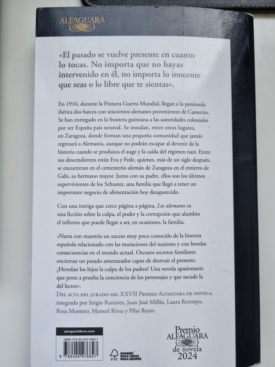 joacomirkin's tweet photo. ¿Heredan los hijos la culpa de los padres? ¿Y si formaron parte del nazi-fascismo antes, durante y después de la II Guerra Mundial? Indagación profunda de @sergiodelmolino en su libro sobre la vida de los alemanes instalados en España en 1916. Premio @AlfaguaraES de Novela 2024. https://t.co/Q2qVFL41mM