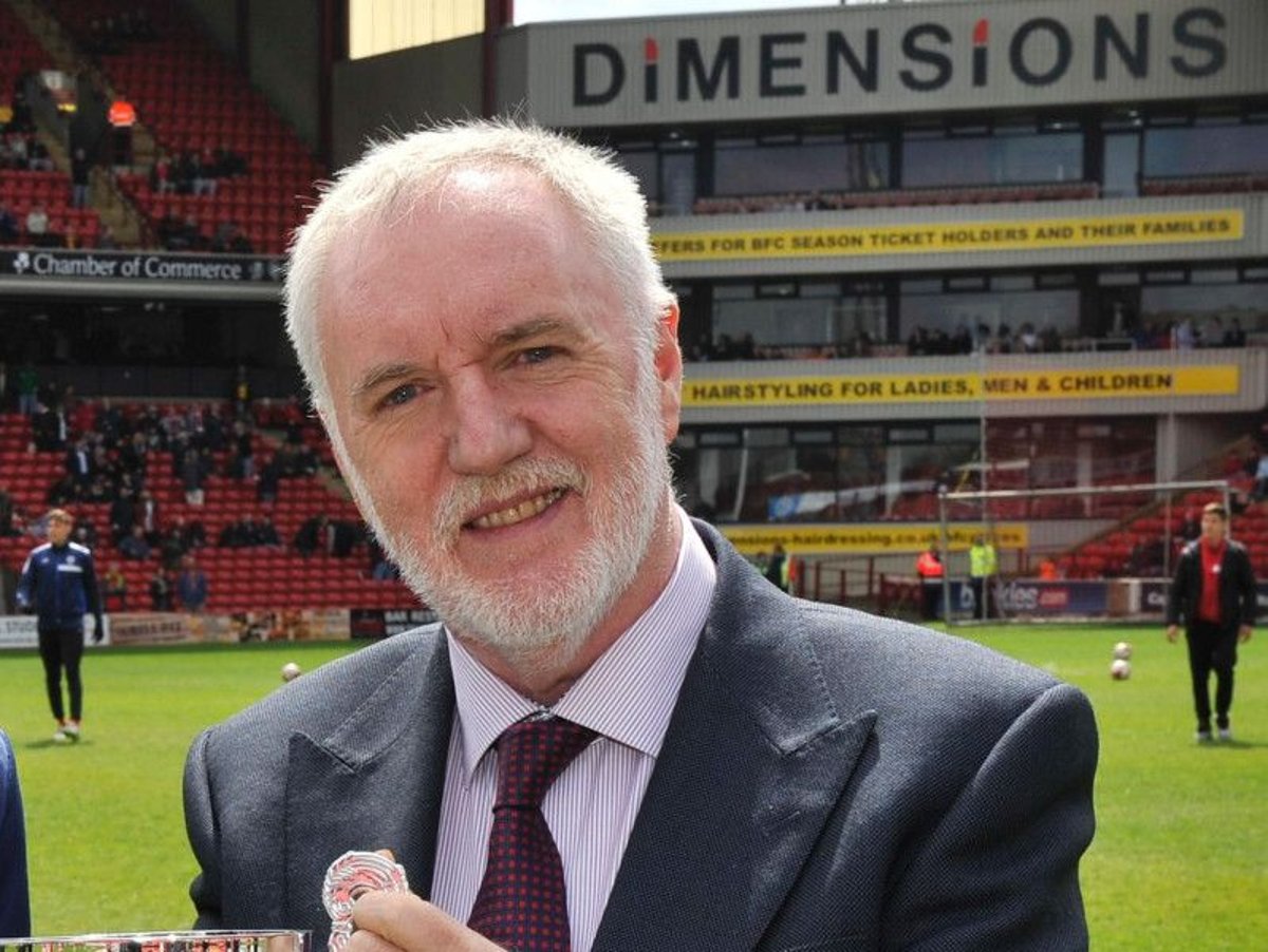 BarnsleyFCOTD's tweet image. Remember administration? Well on this day in 2003, with Kenny Moyes &amp;amp; Sean Lewis unable to get their takeover ratified by the FL &amp;amp; the club therefore remaining in admininstration, Patrick Cryne &amp;amp; Peter Ridsdale agreed a deal to purchase Barnsley FC. Ridsdale was.. 1/2 #BarnsleyFC