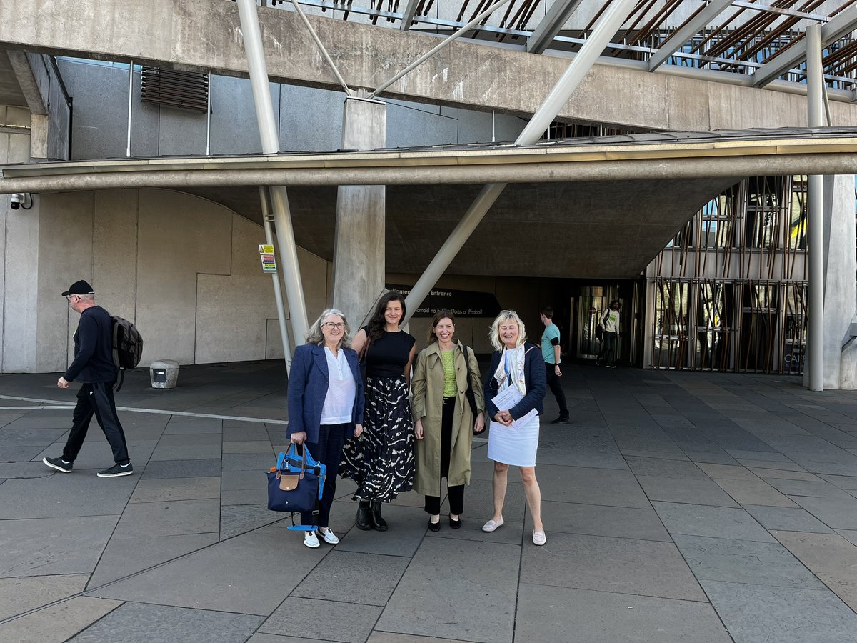 dervidock's tweet photo. @kathrynberg_ and I were back in @ScotParl today, sharing the results of the hEDS-START study at a round table hosted by @michaeljmarra, and asking MSPs to commit to the development of a care pathway for hEDS/HSD patients in Scotland. #heds #hsd https://t.co/29CwUe7wAu