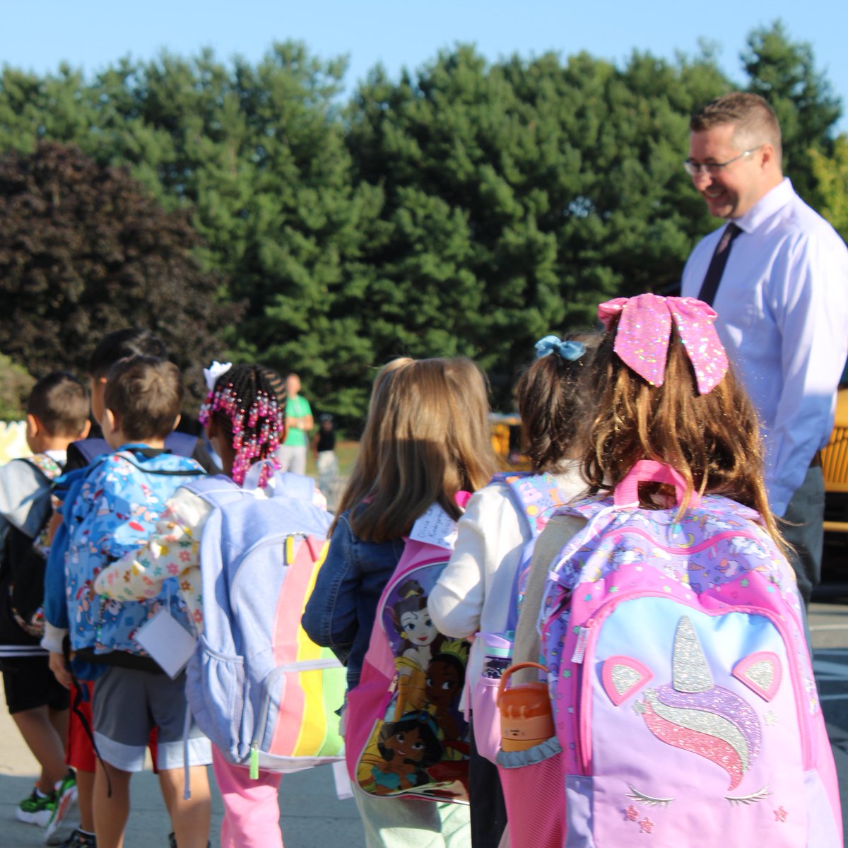 MTPSNJ's tweet photo. Happy First Day of School!
•
•
•
#MTPSPK8 #MTPSMinds #MTPSMotivators #MTPSMotivation https://t.co/kvCmDVwqCE