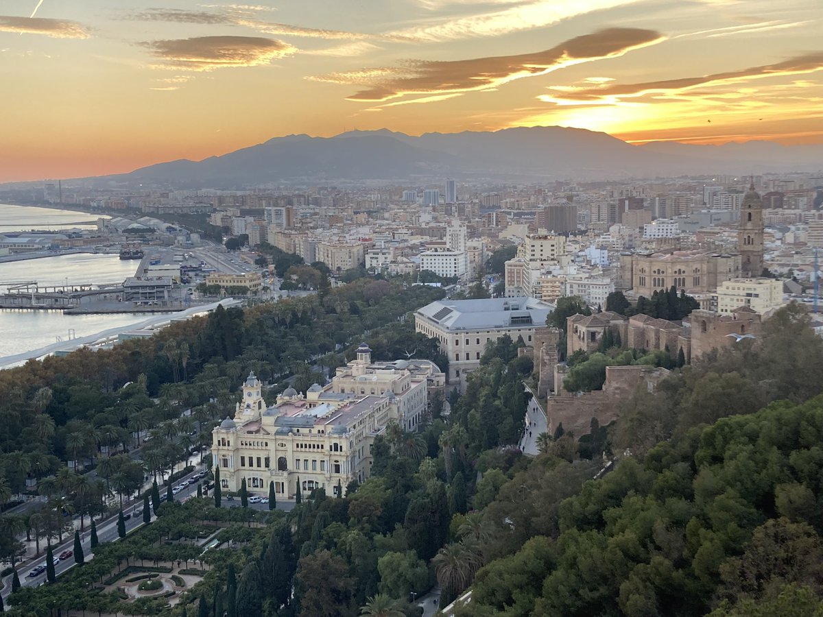 AtardeceresV's tweet photo. #malaga #atardeces #spain #españa #atardeceresv https://t.co/uv5P4QuGmW