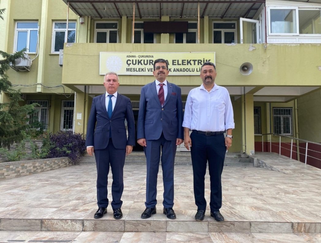 CEMTAL01's tweet photo. Bakanlık müfettişi Sayın Ergün TURAN ve İlçe Milli Eğitim Müdürümüz Sayın  Kemal KAVAK, Türkiye Maarif Modeli ile ilgili okulumuzda eğitim alan öğretmenlerimizi ziyaret ettiler.@AdanaMem @kemal_kavak @cukurovamem https://t.co/G1Ah5eK8L3