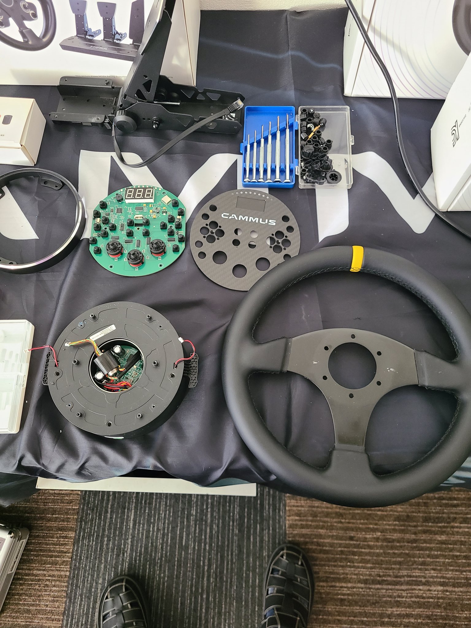 改造ステアリングホイール 楽天市場】フェアレディZ RZ34 スポーツステアリングホイール by