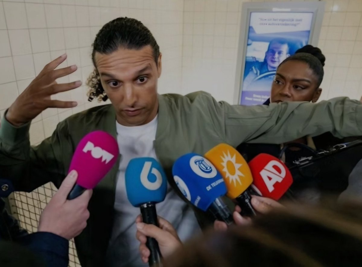 widtvoet's tweet image. -Ali B. ontslaat Natacha Harlequin
-dwaas stikstofbeleid van tafel
-Maduro laat kerst beginnen op 1 oktober
-grootste huurstijging in decennia
-kabinet Zelensky klapt uiteen
-amateurvoetbal steeds crimineler
-Douwe Bob krijgt taakstraf
-VS wil Hamasmonsters berechten

#4september