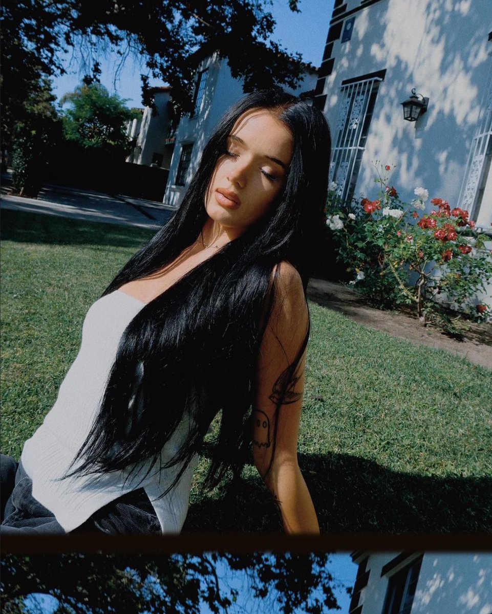 #SpokeAndWealLA 🤍 Extensions by Dell Miller and cut by Lindsay Victoria. Schedule an appointment online at SpokeAndWeal.com.