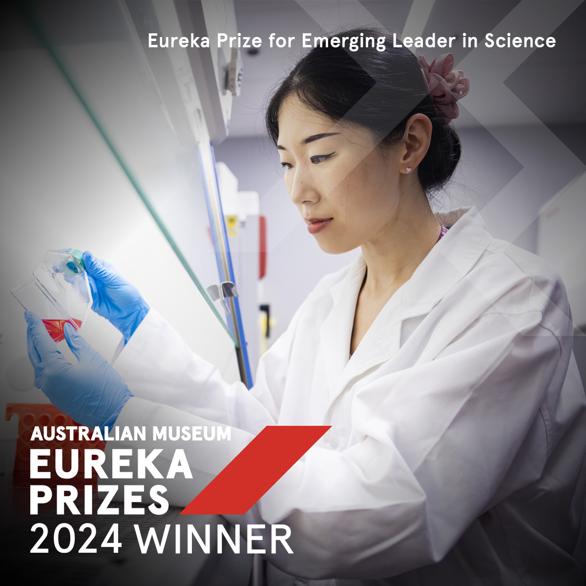 Australian Museum Eureka Prizes (@eurekaprizes) on Twitter photo 🏆 Dr <a href="/JiaoJiaoLi_Syd/">Jiao Jiao Li</a> @utsengage is awarded the <a href="/austmus/">Australian Museum</a> Eureka Prize for Emerging Leader in Science. #EurekaPrizes
Learn more: youtu.be/Yp4eawxqEaY 🏆 Dr <a href="/JiaoJiaoLi_Syd/">Jiao Jiao Li</a> @utsengage is awarded the <a href="/austmus/">Australian Museum</a> Eureka Prize for Emerging Leader in Science. #EurekaPrizes
Learn more: youtu.be/Yp4eawxqEaY