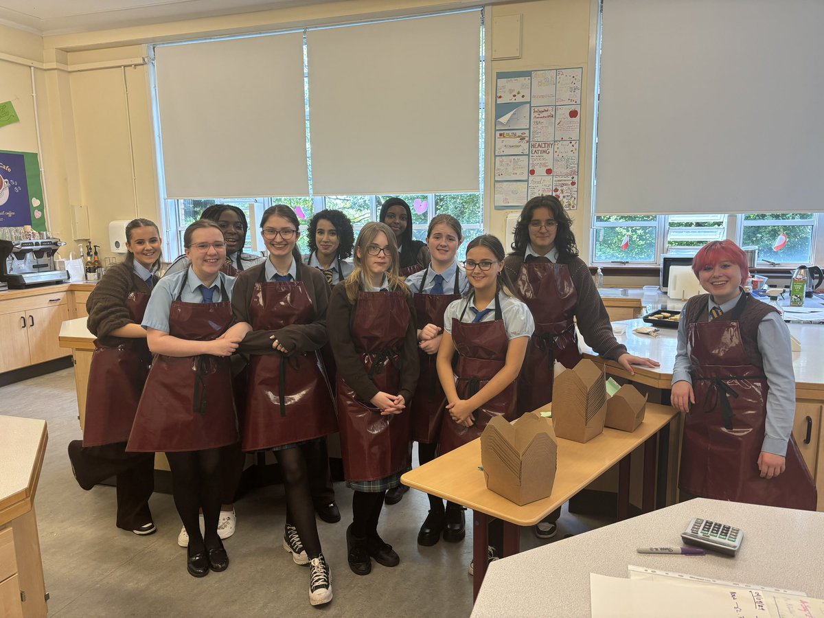 Pre-Service photo of our amazing team. Sunflower cafe is open for lunch 🌻

Lovely happy faces ❤️❤️❤️

<a href="/ndhsglasgow/">Notre Dame High</a>