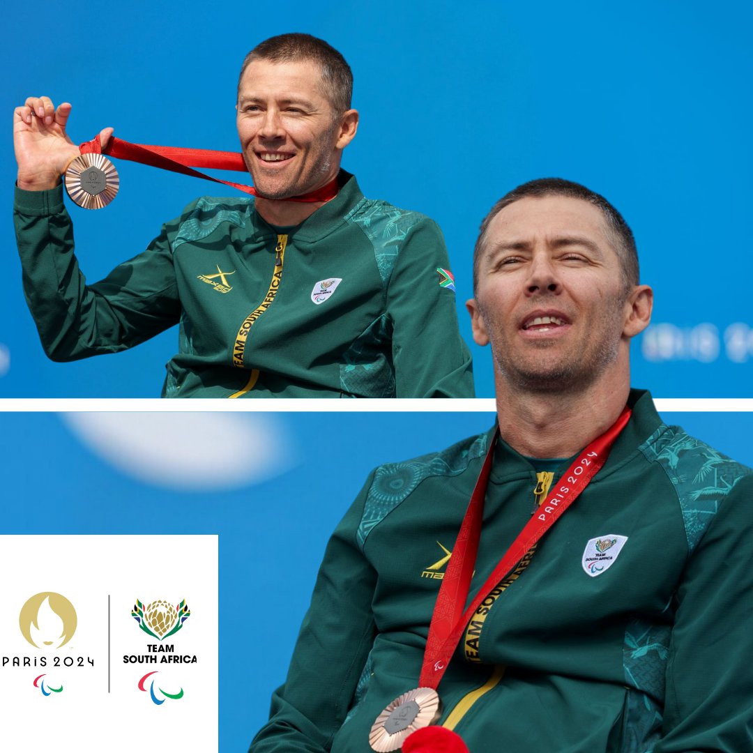 All smiles as Pieter Du Preez receives his bronze medal! 🌟🏅 Congratulations on this incredible achievement, Pieter. Your hard work and dedication have truly shone through. Well done! 🇿🇦👏

 #TeamSA #ForMyCountry #Paralympics