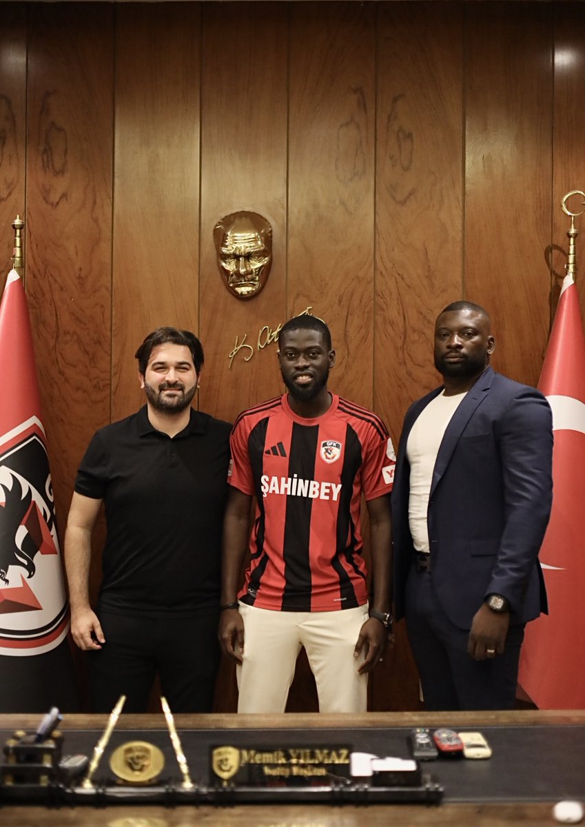 HTSpor's tweet photo. Gaziantep FK, Badou Ndiaye'yi kadrosuna kattığını açıkladı https://t.co/N5xUz2lIBn